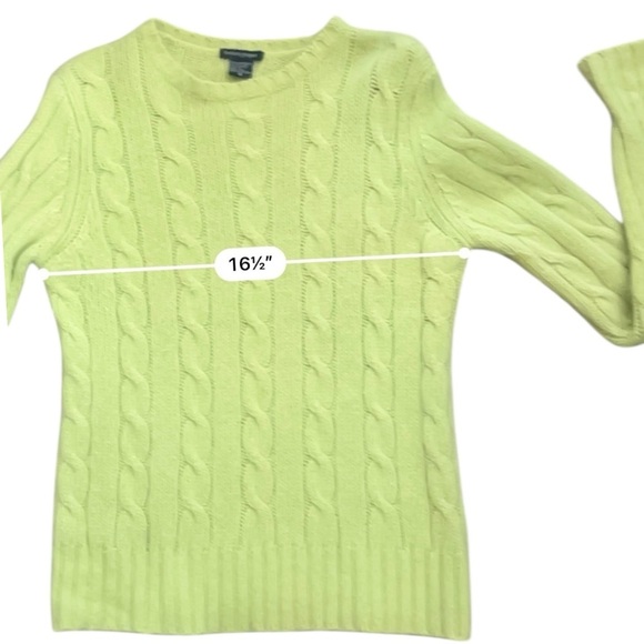 Boston Proper winter casual
lamb’s wool blend sweater M lime green long sleeve - Picture 10 of 10